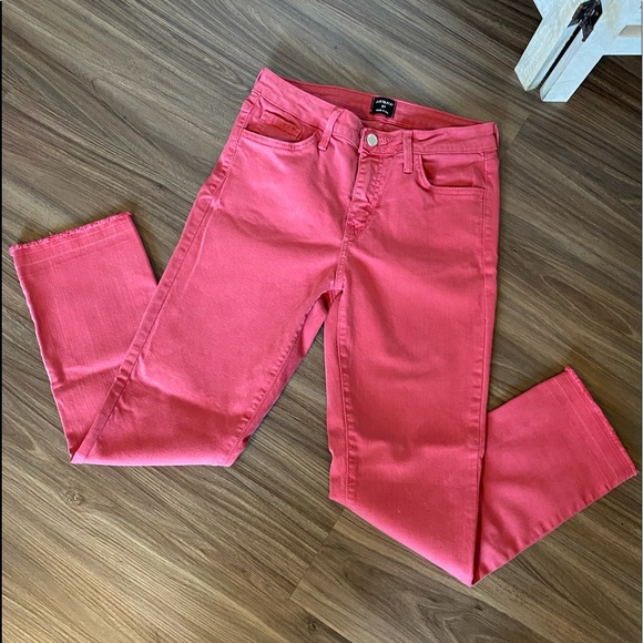 JUST BLACK Slim Straight Capri Jean - 4 - Picture 9 of 14